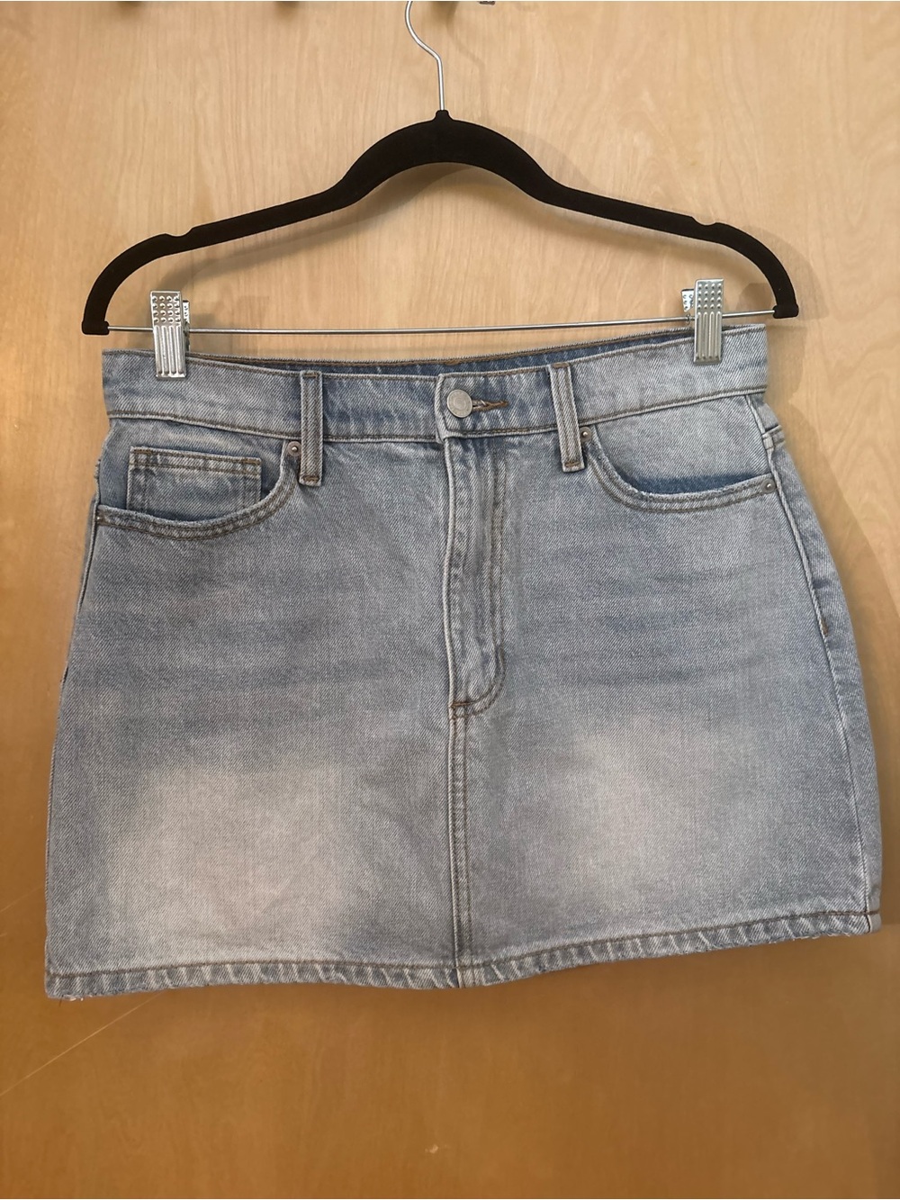 Altar’d State Sneak Peak Jean Mini Skirt Sz M